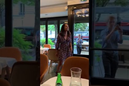 Les explications d&rsquo;Élisa Tovati après son faux pétage de plombs dans un restaurant