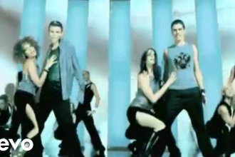 Le Youtubeur Carlito, jeune  marié, il a épousé Erika