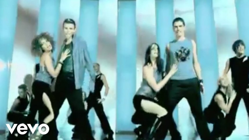 Le Youtubeur Carlito, jeune  marié, il a épousé Erika