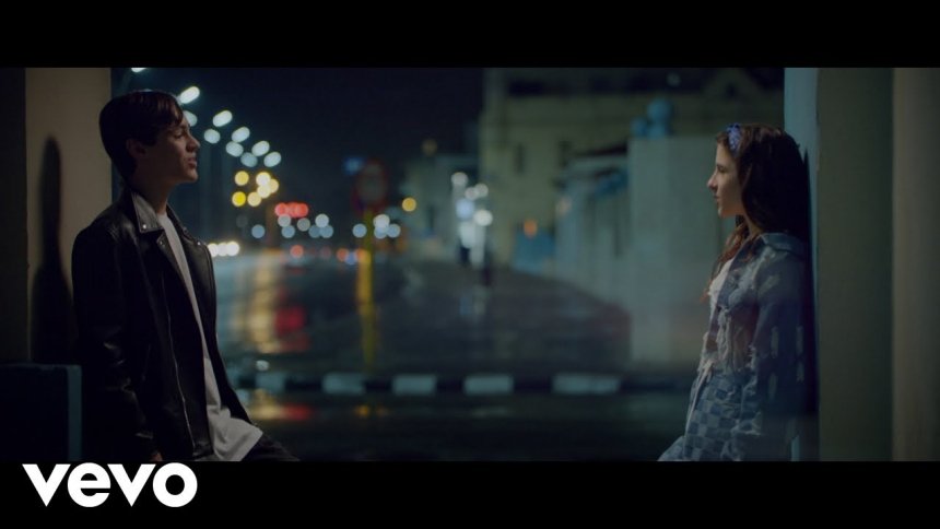 Découvrez le nouveau clip d’albane et léo avec "senorita" Découvrez le nouveau clip d’Albane et Léo avec « Senorita »