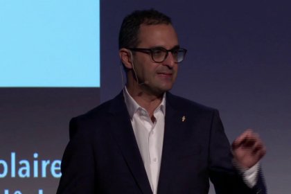 VIDÉO Arash Derambarsh TEDxEMLYON : Tomber 9 fois, se relever 10