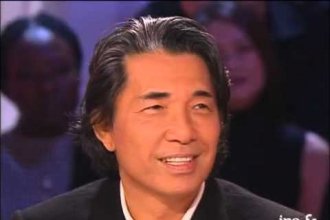 Mort du styliste japonais Kenzo Takada des suites du Covid-19