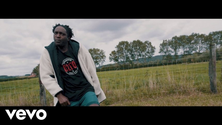 Le rappeur Kamini dévoile le clip « Saque Din » extrait de son nouvel album
