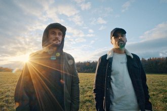 Jahneration : découvrez le nouveau clip « Turning »