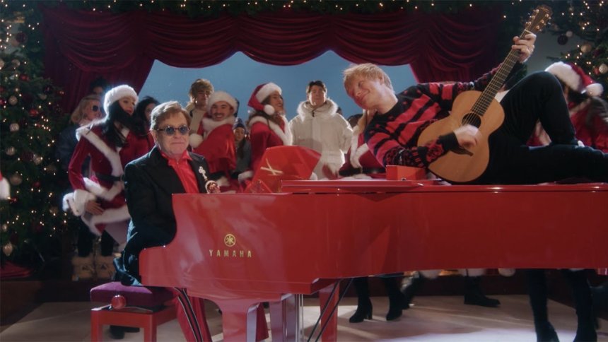 Surprise, Ed Sheeran et Elton John en duo avec le clip « Merry Christmas »