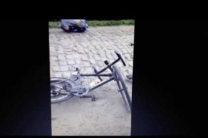 VIDEO Tour de France : violente chute de Daniel Oss et Michael Gogl