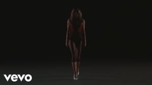 Miley Cyrus : voici son nouveau single « Used to be young »