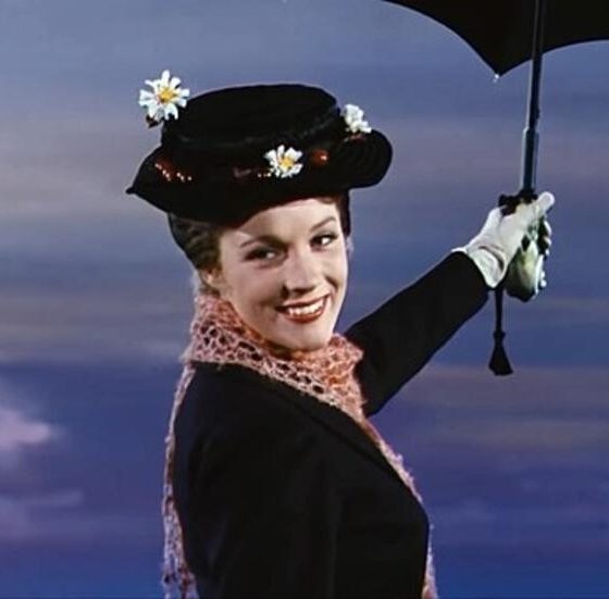 60 ans après sa sortie, le film "Mary Poppins" n’est plus "tout public" au Royaume-Uni à cause de "propos discriminatoires"