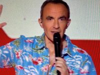 The Voice 2024 : Nikos Aliagas fait sensation avec une tenue inédite lors de la demi-finale