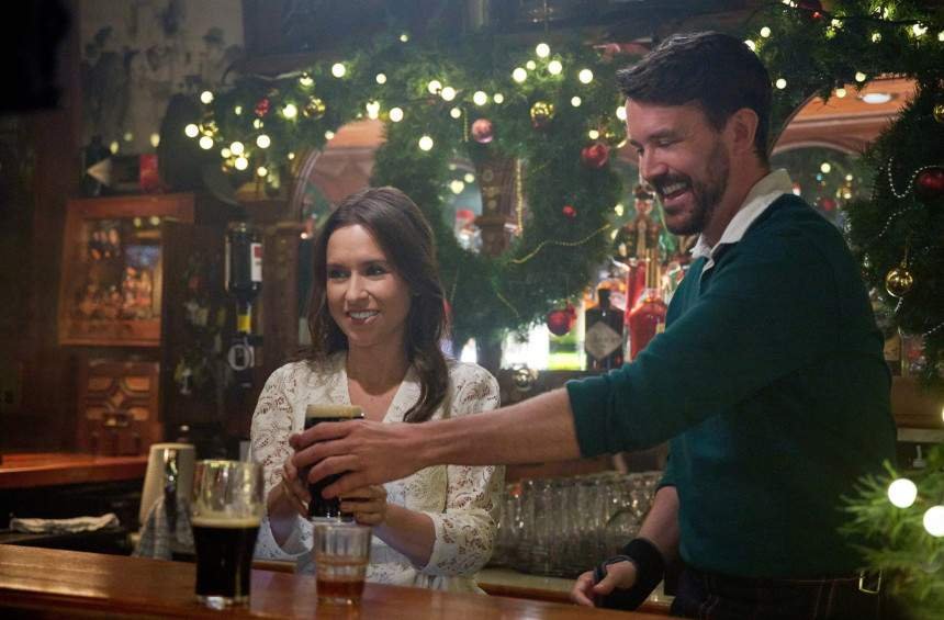 Tf1 lance la magie de noël dès octobre avec une avalanche de téléfilms inédits TF1 lance la magie de Noël dès octobre avec une avalanche de téléfilms inédits