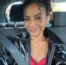 Sindy (Team BS) accouche de son premier enfant