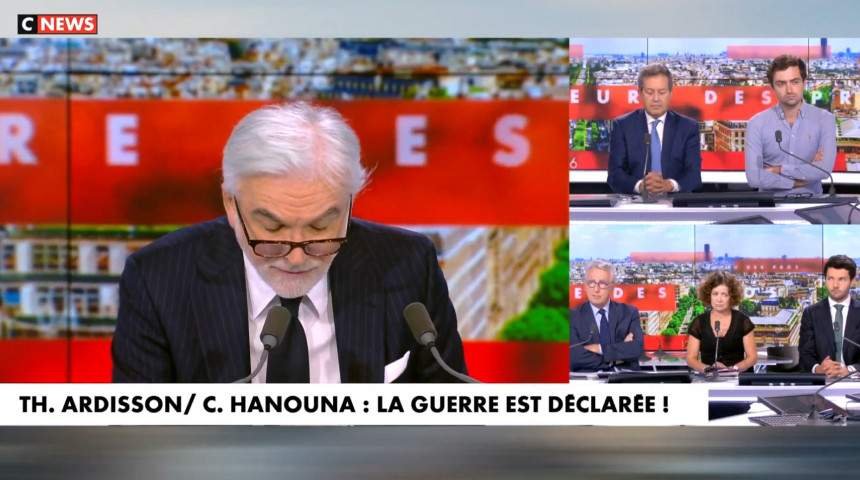 VIDÉOS. Pascal Praud prend la défense de Cyril Hanouna dans un édito suite aux propos de Thierry Ardisson