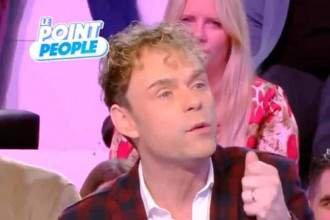 Le chroniqueur de TPMP, Bertrand Deckers, victime d’une agression à Paris : un vol à l&rsquo;arraché