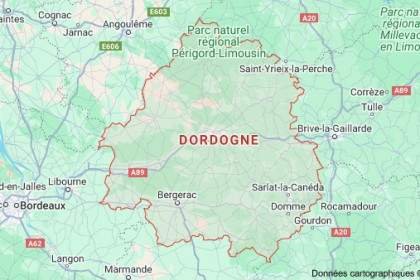 Agriculteurs en colère : 200 panneaux d&rsquo;entrée de communes intervertis en Dordogne