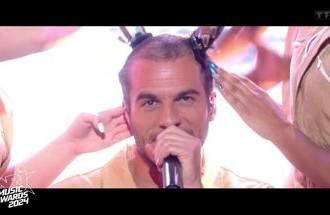 Amir se fait raser les cheveux en direct lors des nrj music awards Amir se fait raser les cheveux en direct lors des NRJ Music Awards