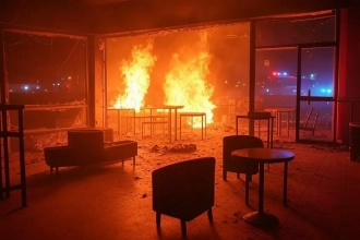 Incendie à Hanoï : 11 morts dans un bar karaoké