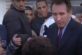 François Bayrou : Que devient l&rsquo;enfant giflé à Strasbourg en 2002 ?