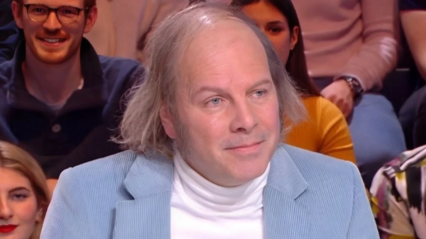 Philippe Katerine échappe de peu à la mort après une opération d&rsquo;urgence