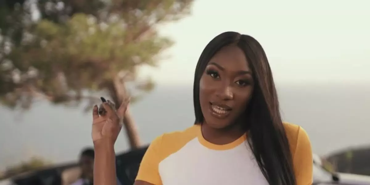 Aya Nakamura bat un record : "Djadja" dépasse le milliard de vues sur YouTube