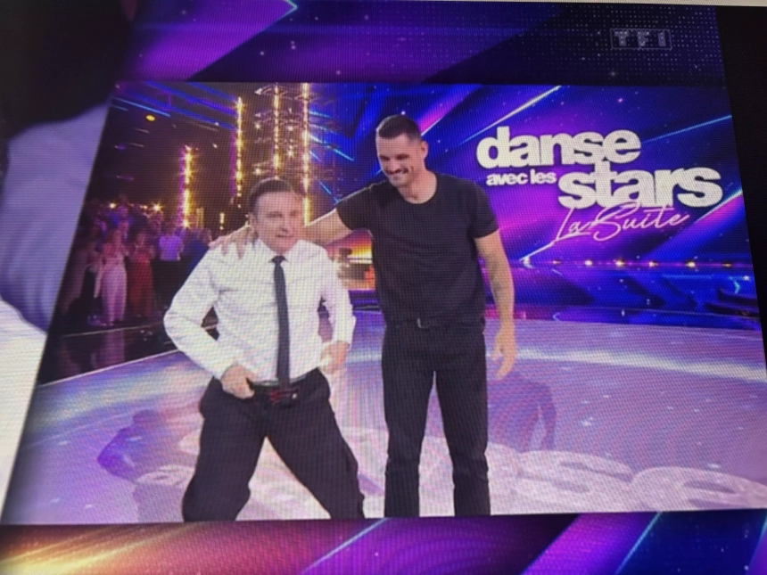 VIDÉO : Jean-Marc Généreux perd son pantalon en plein porté de Dirty Dancing !