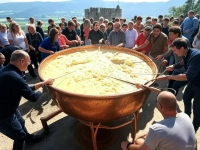 Record mondial : la plus grande fondue réalisée au Fort des Rousses dans le Jura