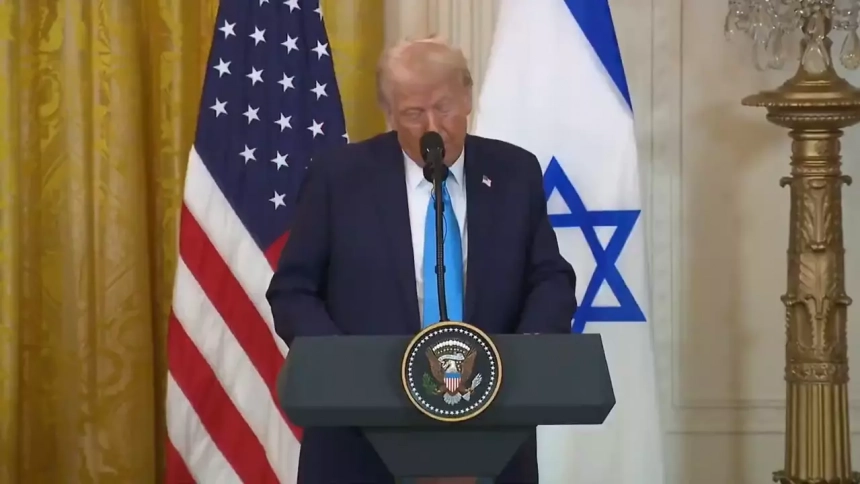 Donald Trump a annoncé que les États-Unis envisagent de « prendre le contrôle de la bande de Gaza »