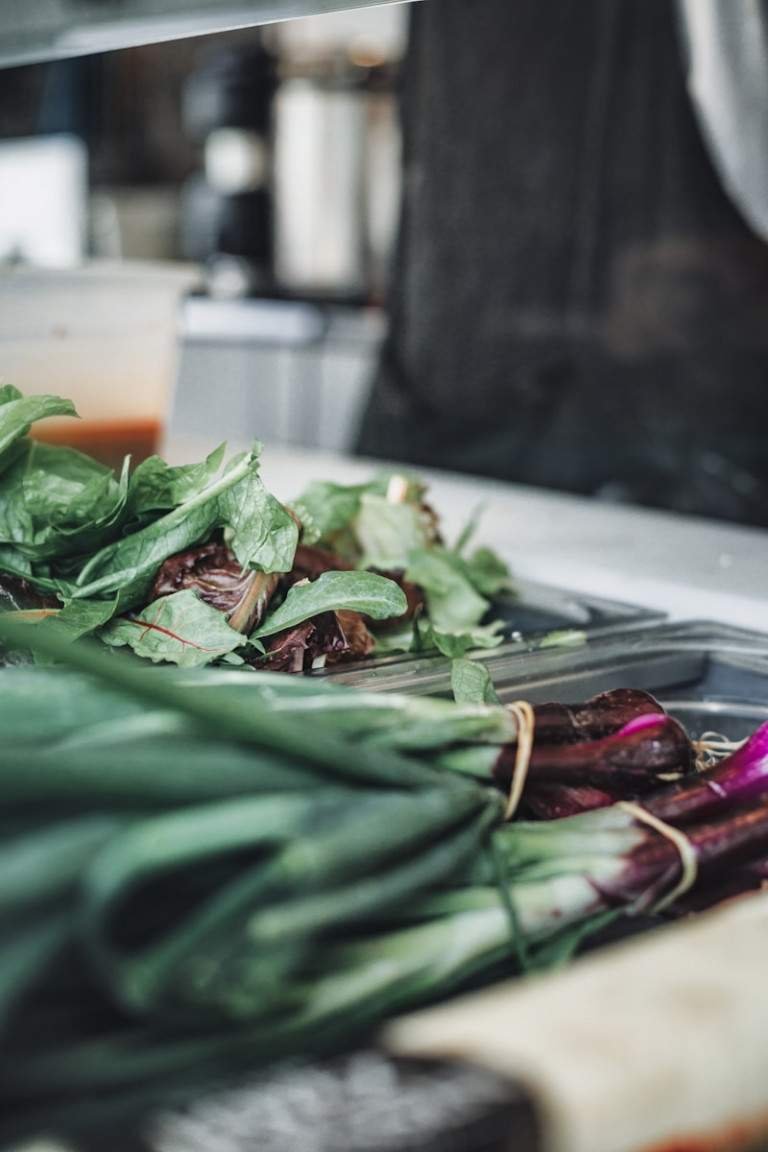 Recettes Saines et Rapides : Guide Facile pour Débutants en Cuisine