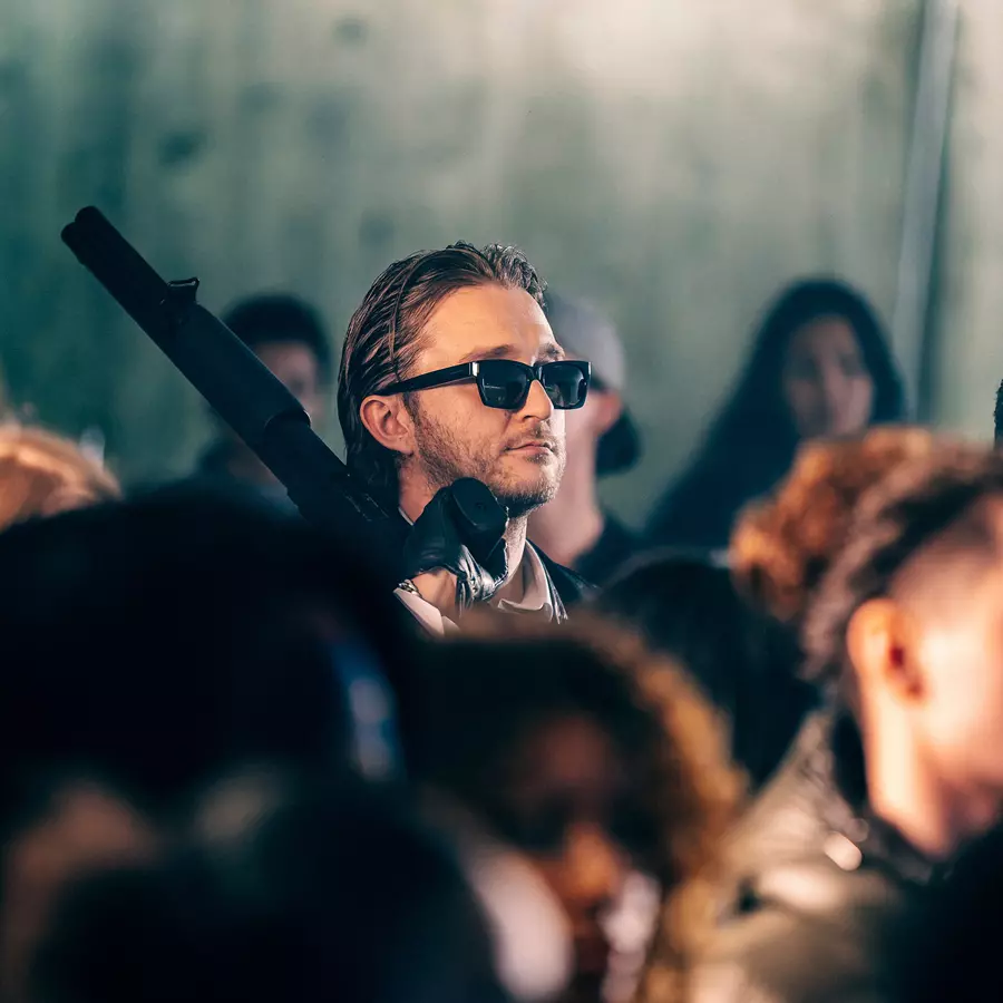 Vald annonce son retour avec l'album "Pandemonium" et dévoile "Gauche Droite"