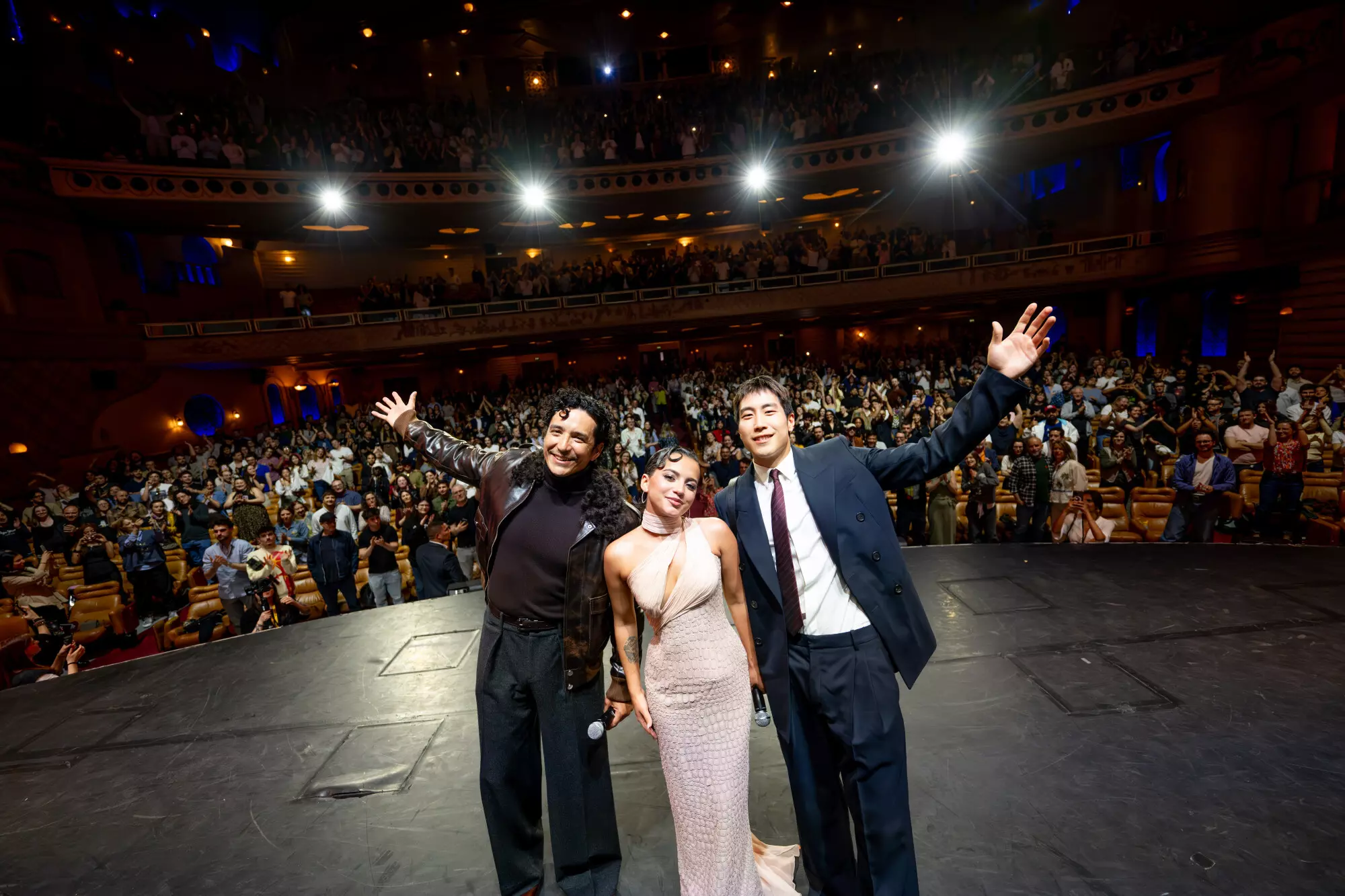 The last of us : une avant-première immersive et spectaculaire au grand rex The Last of Us : une avant-première immersive et spectaculaire au Grand Rex