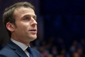 Emmanuel Macron chante Dalida en Égypte : une séquence inattendue