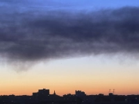 Incendie majeur au centre de tri Syctom à Paris : un panache de fumée visible dans toute la capitale