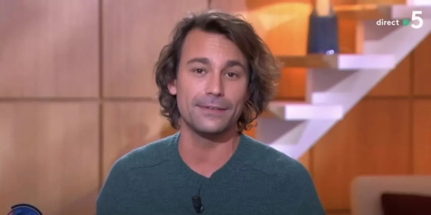 Bertrand chameroy : sa traversée du désert après tpmp et son retour à l’antenne Bertrand Chameroy : sa traversée du désert après TPMP et son retour à l’antenne