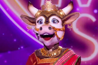 Mask Singer : les nouveaux indices sur la Vache enflamment les réseaux, les internautes misent sur un acteur célèbre