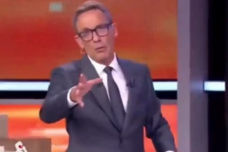 [VIDÉO] Un expert de l&rsquo;émission « Appel à témoins » de Julien Courbet s&rsquo;effondre en plein direct