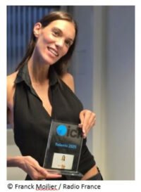 Charlotte Cardin lauréate du prix ICI Talents 2025 pour son succès en France