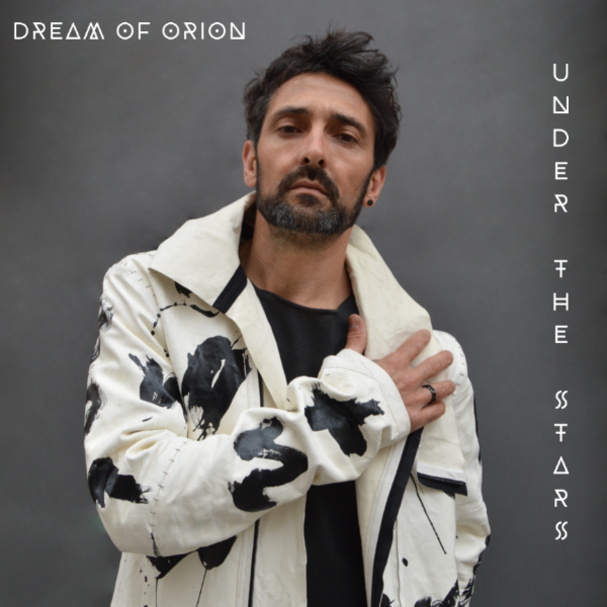 Dream of Orion annonce un nouvel album mystique à la croisée du rock et de la new wave