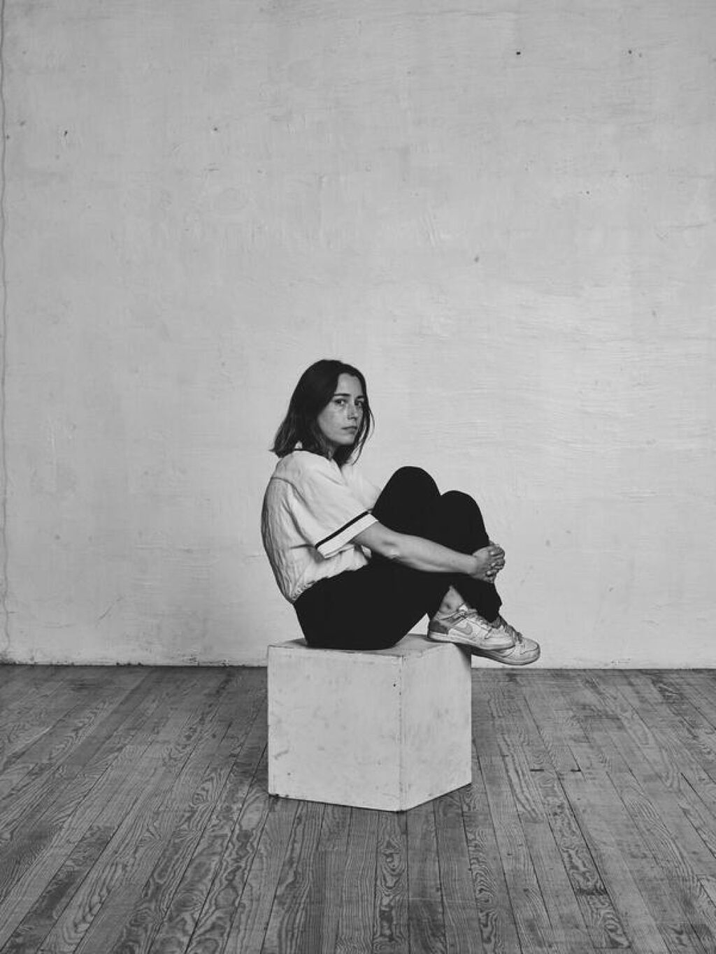 Le retour tant attendu de marie espinosa avec son single "la pleureuse" Le retour tant attendu de Marie Espinosa avec son single "La Pleureuse"