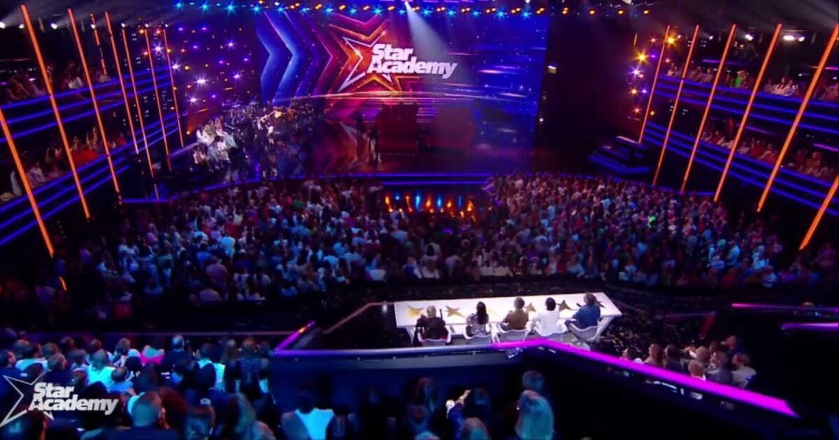 Star Academy : 1 000 choristes remplacent le public pour le prime de vendredi