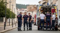 Pompiers et soignants du Samu pris pour cible à Vénissieux, ils abandonnent leur ambulance sous la menace