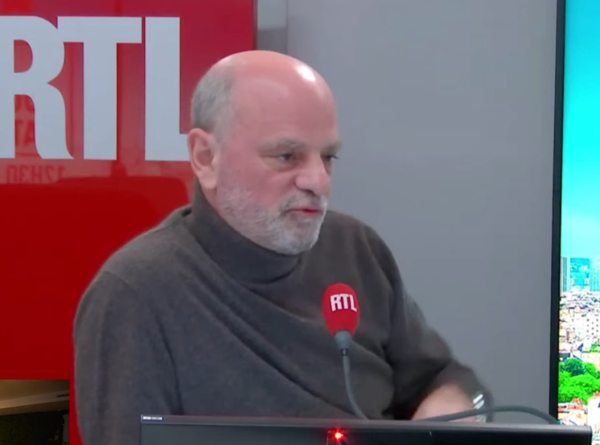 Jean-Michel Blanquer et sa chanson : une première œuvre totalement créée avec Suno IA ?