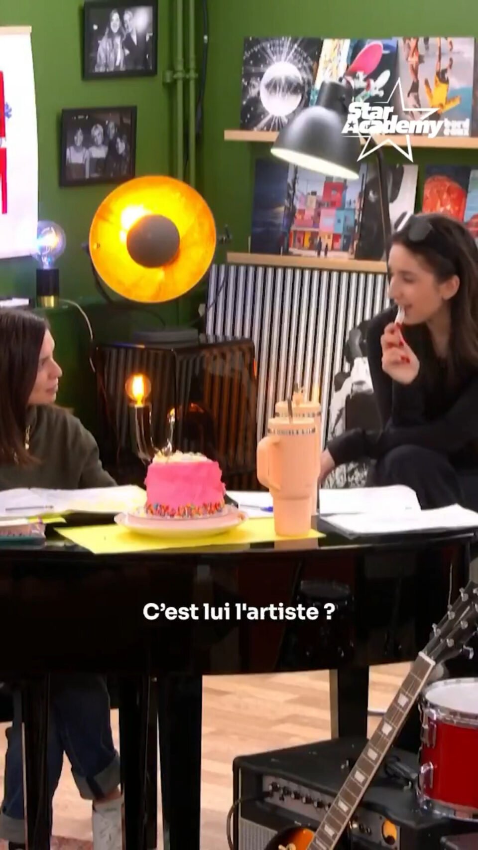 L&rsquo;immense trou de mémoire d&rsquo;Ambre concernant Joe Dassin stupéfie le château de la Star Academy