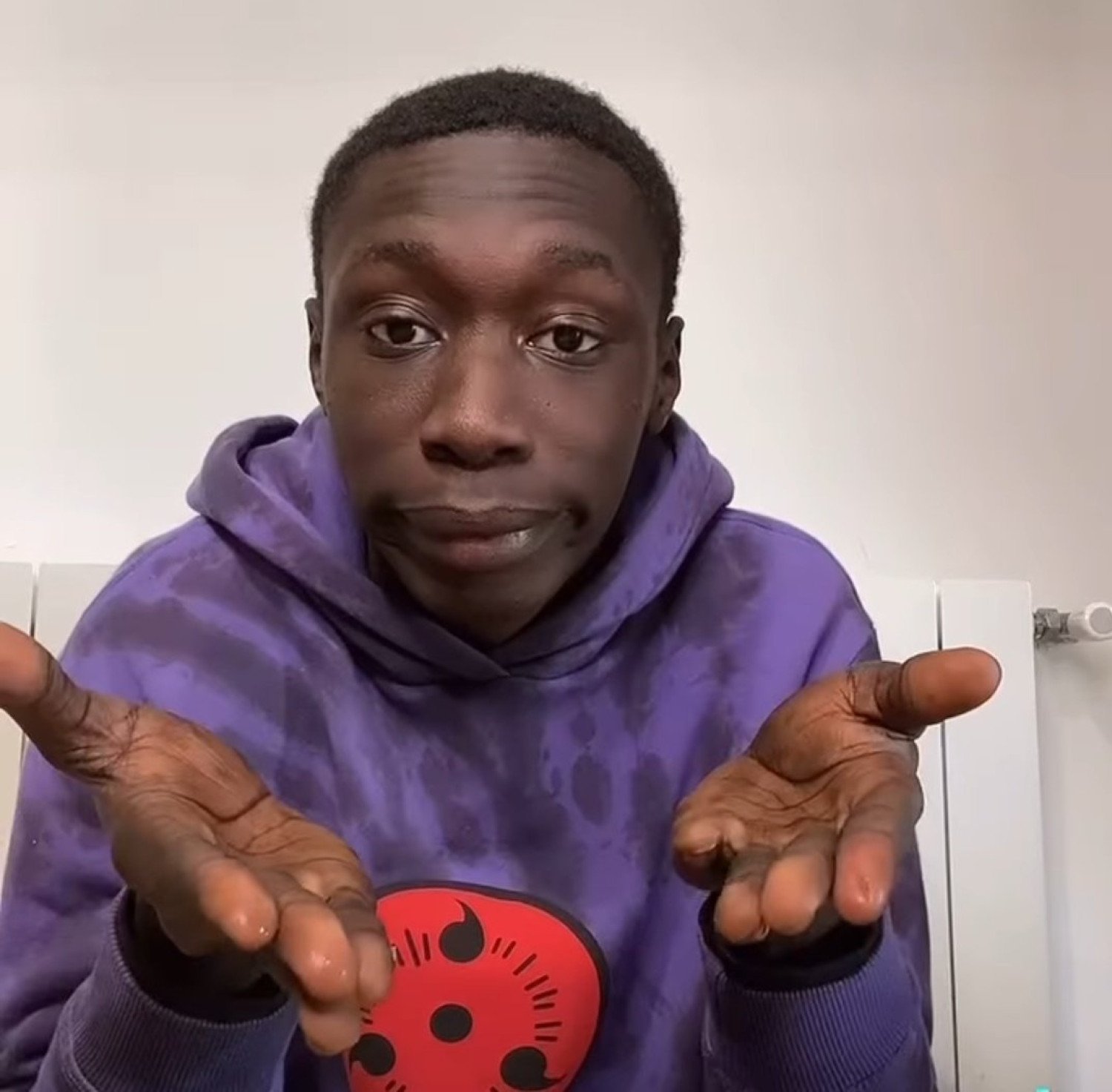 L’influenceur Khaby Lame cède le contrôle de son empire numérique pour une somme record à Hong Kong