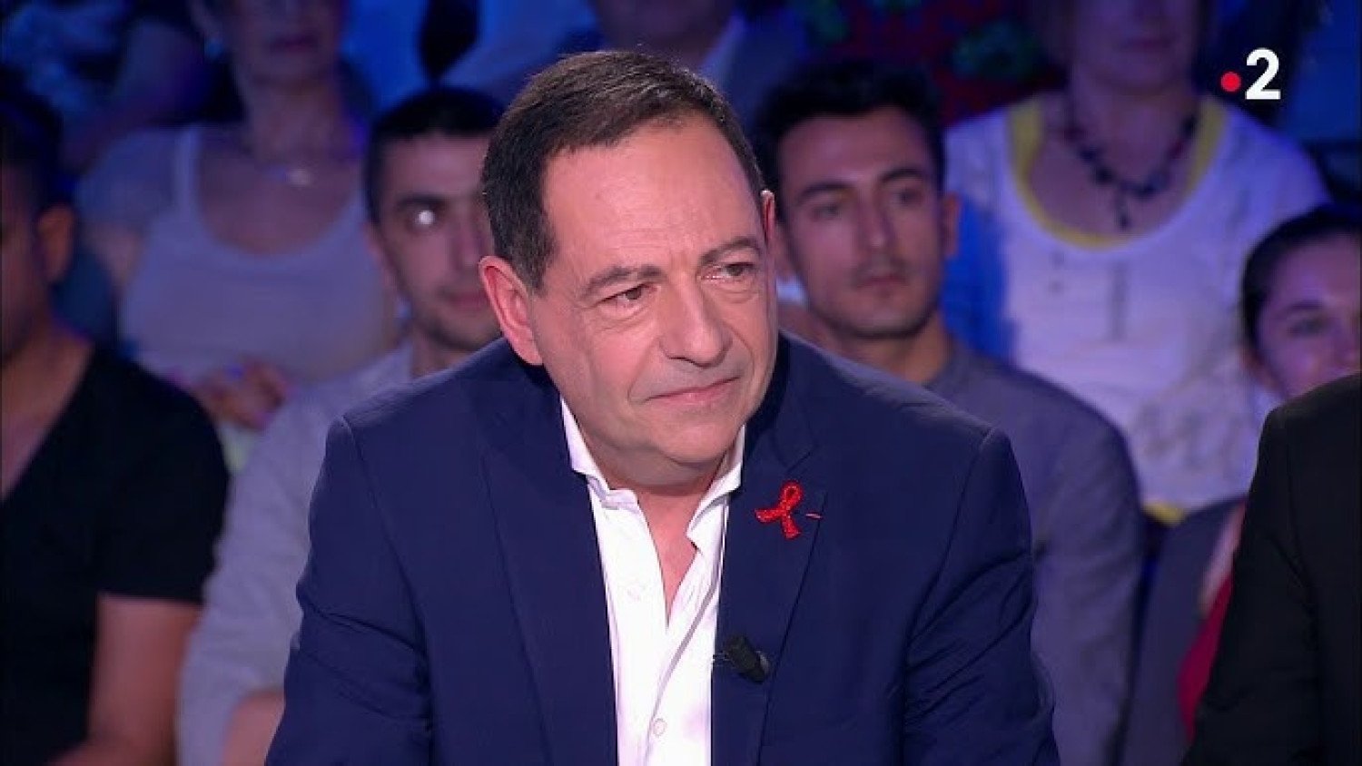 Jean-Luc Romero-Michel s’excuse après un selfie controversé en marge d’un voyage à Auschwitz