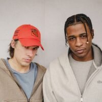 Orelsan dévoile le clip d'« Encore une fois » avec Yamê en pleine tournée