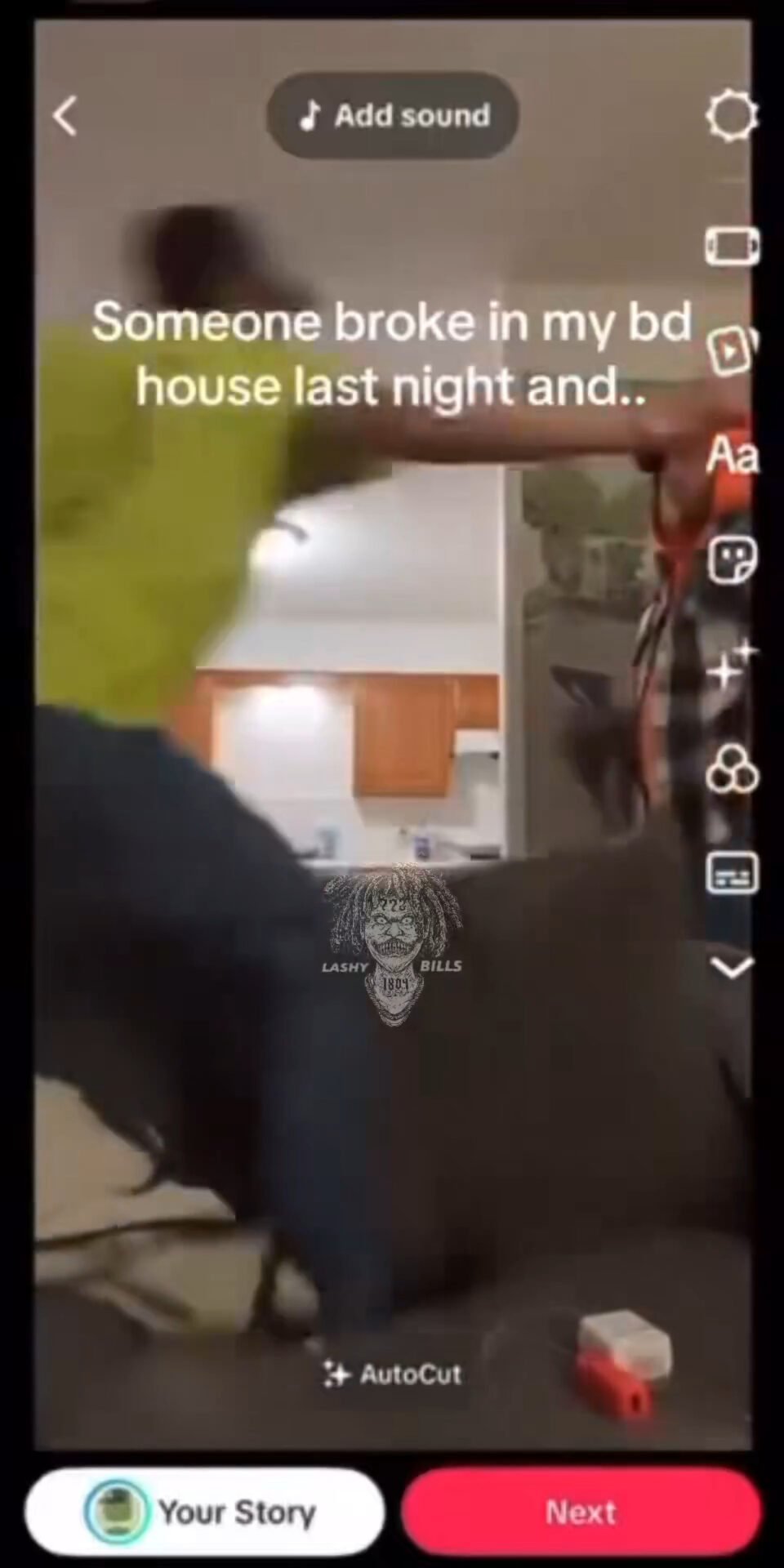 Chez lui, un homme neutralise un intrus armé d&rsquo;un couteau alors qu&rsquo;il est en plein appel vidéo