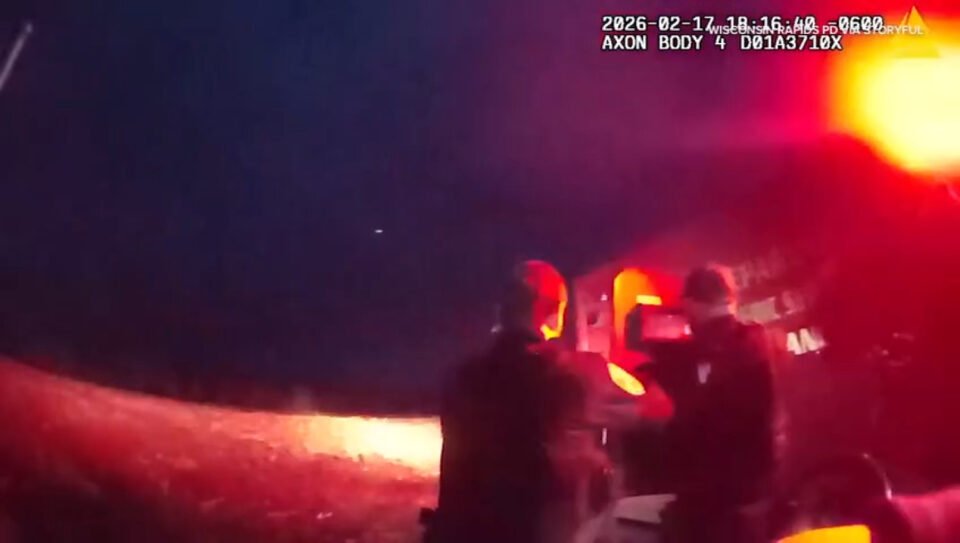 USA : un homme nu vole une ambulance avec un patient à bord