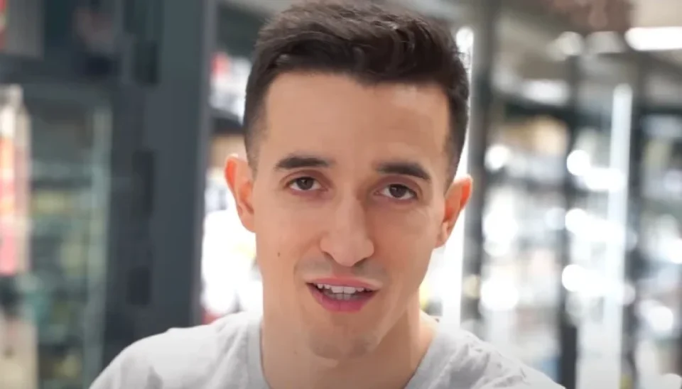 Tibo InShape cible les influenceurs de Dubaï face à la crise aux Émirats