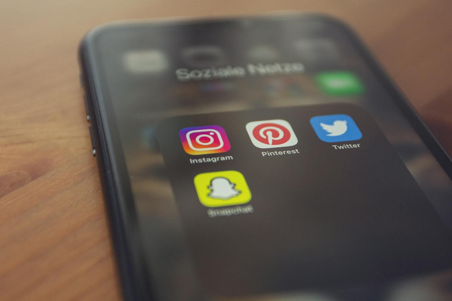 Instagram permet enfin de réordonner ses carrousels publiés