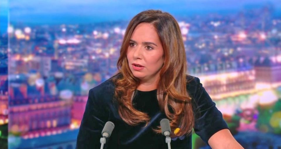 Municipales 2026 : les retraits de Sarah Knafo et Sébastien Delogu rebattent les cartes à Paris et Marseille