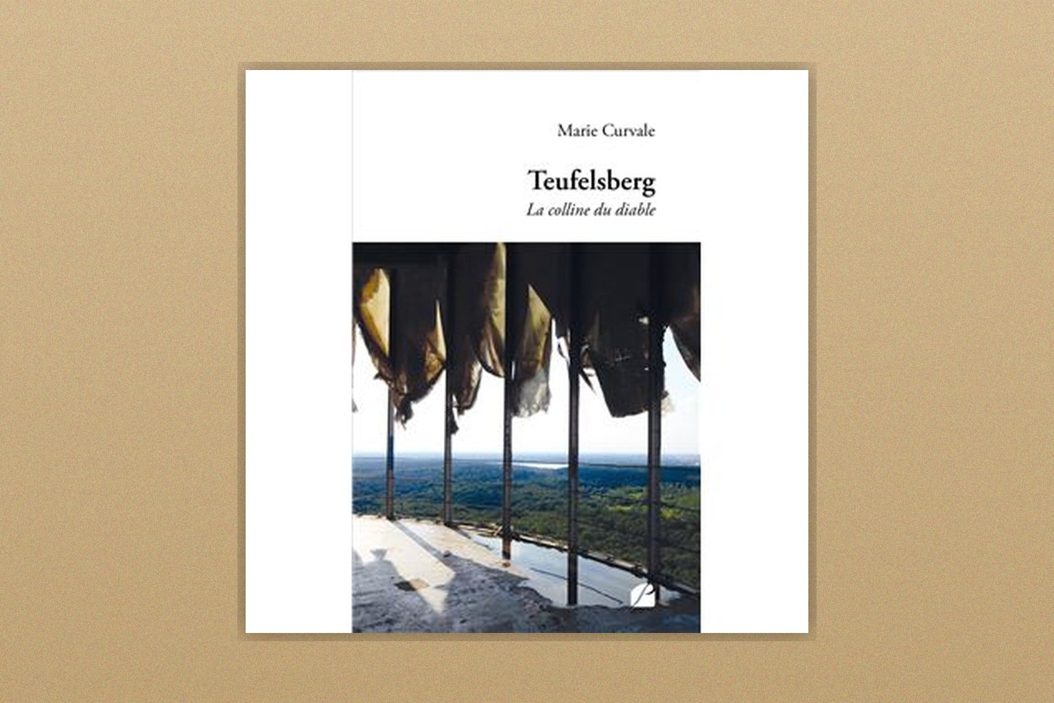 Marie Curvale signe Teufelsberg, roman sur Berlin 1945